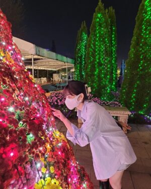 Yoo Na-gyeol Instagram - 예쁘다🙂