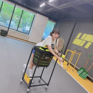 Yoo In-young Instagram - _
.
.
오늘 내리는 비만큼 땀흘리기🎾 
.
비가 많이 오네요
모두 안전운전하세요..