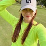 Yoo In-young Instagram - _ . . 이제 제법 춥네..🍋 . #가족골프