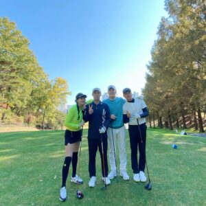Yoo In-young Instagram - _
.
.
그대들과 함께라서
너무 즐거워💚
.
#마음만프로김환
#골프에근육쓰는황치열
#살빼자강남
#다음엔함께해오창석