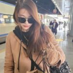 Yoo In-young Instagram - _ . . 2023 크리스마스🎄 . #부산