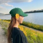 Yoo In-young Instagram – _
.
.
꽃 한 송이가 그래 그래 피었구나🌼
