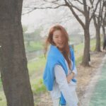 Yoo In-young Instagram – _
.
.
행복해지는 계절🌸