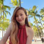 Yoo In-young Instagram - _ . . 아마 여긴 천국이겠지..?🌴