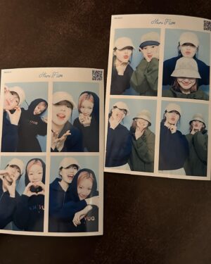 Yoon Seo-ah Instagram - 사장님이 3장 다 올려야 한대
2장 올리면 1장 더 올리는 거래