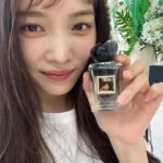 Yoon So-hee Instagram - 🍋🍊🍋‍🟩🩵 ⠀⠀⠀⠀⠀⠀⠀⠀⠀⠀⠀⠀⠀⠀⠀⠀ ⠀⠀⠀⠀⠀⠀⠀⠀⠀⠀⠀⠀⠀⠀⠀⠀ ⠀⠀⠀⠀⠀⠀⠀⠀⠀⠀⠀⠀⠀⠀⠀⠀ ⠀⠀⠀⠀⠀⠀⠀⠀⠀⠀⠀⠀⠀⠀⠀⠀ ⠀⠀⠀⠀⠀⠀⠀⠀⠀⠀⠀⠀⠀⠀⠀⠀ #아르마니뷰티#상품제공 ⠀⠀⠀⠀⠀⠀⠀⠀⠀⠀⠀⠀⠀⠀⠀⠀ #armanibeauty#georgioarmani ⠀⠀⠀⠀⠀⠀⠀⠀⠀⠀⠀⠀⠀⠀ #perfume#vetiverdhiver