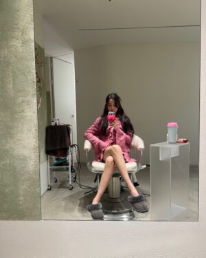 Yoon So-hee Instagram - 벌써 12화라니!
잠시 후에
#가슴이뛴다 같이 봐주세요 #kbs
