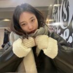 Yoon So-hee Instagram - 따뜻한 연휴 되시길🤍 Happy weekend! 🤍 #새해복많이받으세요 🙇‍♀️