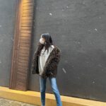 Yoon So-hee Instagram - 다들 기말고사 화이팅 📖 #Final exam #미끄러운 길조심