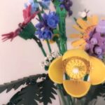 Yoon So-hee Instagram - 꽃꽂이 도와주실 분 💐 감사합니다 @legokorea_official . Someone help me arrange these😅 #lego #레고 #꽃레고