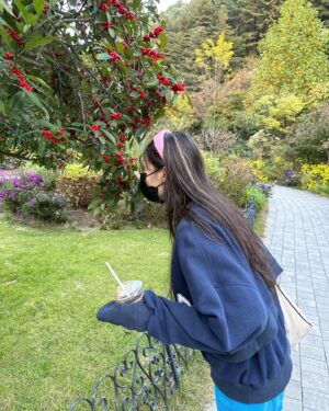 Yoon So-hee Instagram - 