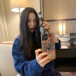 Yoon So-hee Instagram - Friday feeling 🍺 . 엄마랑 데이트 #beer #맥주 #belgium #tgif