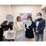 Yoshino Nanjo Instagram - 【ポルプリ 舞台挨拶】 「絶対王者 御子白ユカリについて語る会」 バルト9 2023/12/03 ⁡ ・・・ ⁡ ポルプリ舞台挨拶でした！ 今日はなんと、ユカリ様について語る会！ ⁡ 江副監督 企画プロデューサー・CGディレクター 乙部さん キャラクター原案 トマリさん 西プロデューサー ⁡ とわたし ⁡ の5人で、ユカリ様についていろんな角度から語り合いました！ ⁡ 興味深いお話だらけで、もっと聞いていたかった〜！ し、わたしから見たユカリ様についてもお話できて光栄でした。 ⁡ ほんとに皆さんの技術やスキルはもちろん、そこにポルプリに対する想いが乗っかって、とんでもない映像、作品を生み出しているんだなぁと実感しました。 ⁡ そこに音楽もあわさり、ダンサーさんの演技も合わさり、たくさんの表現者の方たちの力の結晶だからこそこんなキラキラした作品になってるんだろうなぁと‥！ ⁡ ほかのキャラクターたちの話も聞きたくなっちゃいましたねー！笑 ⁡ まだまだ続編やる気満々のチームなので(笑)、乗り遅れる前に今回の劇場版ポールプリンセス、ご覧くださいませ！ ⁡ ・・・ ⁡ ヘアメイク 宇賀さん 衣装 前田さん