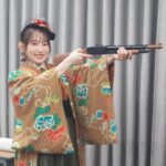 Yoshino Nanjo Instagram - 【ANIMAX MUSIX 2023】その3 横浜アリーナ 2023/11/18 ⁡ ・・・ ⁡ 今回は祭りがテーマということで、楽屋周りにたくさんアクティビティが用意されてました！ ⁡ わたしは的屋とヨーヨー釣りをしましたよ！ ⁡ ゲーム好きとしてはちゃんとエイム合わせなければ‥としっかり一等（たぶん一等）当ててきました！ ⁡ あの駄菓子屋さんとかでよく見る、フルーツの絵が描いてある風船ガムに当てるとこのヨコアリくんぬいぐるみがもらえるっちゅールールでした！ ⁡ まあでも普段はエイムいらないキャラしかやらんので、これを機にエイムキャラもやっていきたいです！うそです！むり！ ⁡ ⁡ ヨーヨー釣りは、2回やらせてくれました！笑 とれて良かったです！ ⁡ 欲しい色より、とりやすそうなもの狙っていくあたり、変なとこで負けず嫌いだなと我ながら思いました！ ⁡ ⁡ そして準備中のお写真も‥。 今回の写真たちは、NBC上田さんが撮ってくれましたよ〜！オフショット良き〜！ ⁡ ⁡ ・・・ ⁡ ヘアメイク 北川恵さん（クララシステム） 衣装 前田千佳子さん