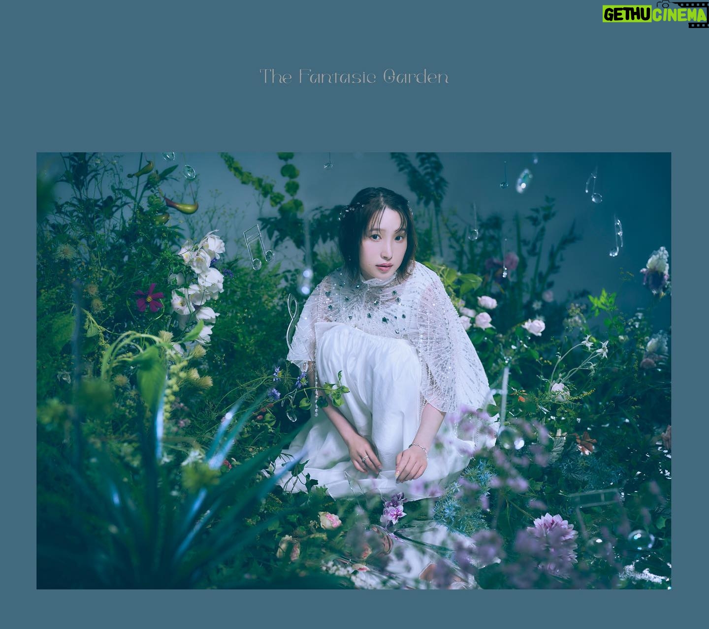 Yoshino Nanjo Instagram - アルバム「The Fantasic Garden」発売 2023/12/13 ★初回限定盤A★ ・・・ <初回限定盤A 特典内容> ● 特製スリーブケース仕様 ● 特典Blu-ray ▼ Disc1:南條一間 ~シーズン7~ (全6話) ▼ Disc2: ・南條愛乃 LiveTour2022 ~A Tiny Winter Story~ ・南條愛乃 LiveTour2023 ~ジャーニーズ・トランク~ ● フォトブック(24P予定) ・・・ PACKAGE STAFF Art Direction & Design:松田 剛 (quia) Assistant Design:芳賀 響 (quia) Photographer:笹原清明 Flower Design:桑原佳代 Props:鈴木 康 (SUZUKI STUDIO) Hair & Make:Kotomi Harada Stylist:前田千佳子 Art Coordinator:正司結愛 (Sony Music Solutions)