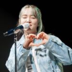 Younha Instagram - 입을 왜 저러구 있을가요 네 물 먹고 있습니다 다음~~ #신한대학교