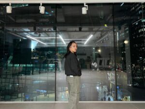 Younha Instagram - 20주년 언팩 행사 날! (공개날 올리려던걸 까먹고 이제 발견…)