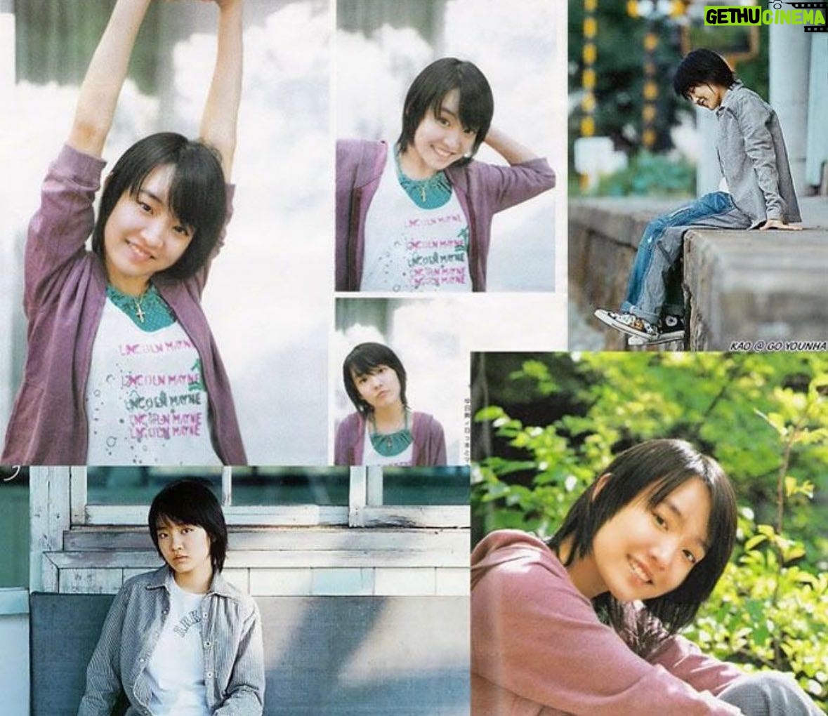 Younha Instagram - 긴 듯 짧은 듯 시간개념이 모호해지는 19년입니다. 으하흐~ 20주년 프로젝트를 준비하면서도 오늘이 잘 실감이 나지 않네요😅 왜징,, 주방에서 등장하던 첫 공연부터, 경기장의 스탠딩을 가득 메워주신 순간까지. 꿈을 꾸면 자꾸만 이루어주시니 날마다 새롭습니다. 모쪼록 내년엔 여러모로 즐거우실 수 있도록 요모조모 준비하고 있어요. 좋아하는 노래 할 수 있도록 항상 힘이 되어주셔서 감사합니다🥰 너므너므 사랑해요!❤️🧡💛💚💙💜