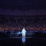 Younha Instagram - 우리 공연이 멋진 진짜 이유는 연주가 미쳤기 때문이지!! 중훈오빠를 필두로 한 최강군단 감사합니다❤️ 대전투어에는 태욱이가 와줘요. @my_diary_gram 또 얼마나 재밌는 전투일지와 얼마나 맛있는 저녁을 먹을지가 매우 기대되는바..🤭🏟️ #스물