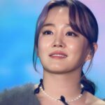 Younha Instagram - 청소년 동계올림픽을 유치한 평창!🏟️ 중압감보다는 찬란한 미래를 꿈꾸며 나아가길, 꿈을 이뤄낸다는 짜릿함을 느낄 수 있는 절호의 과정이 되길, 오랫동안 품어온 인내와 노력이 끝내 빛나는 순간이 되길 바라며 제가 할 수 있는 노래를 부르며 응원합니다! 화이팅!