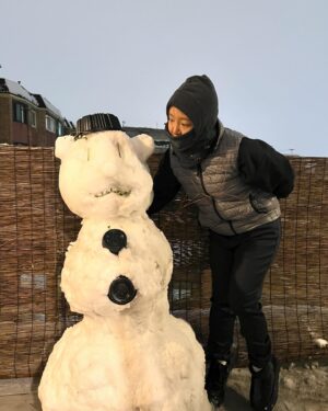 Younha Instagram - Do you wanna build a snowman?☃️