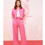 Yoyo Chen Instagram - 溫馨提示：🌸💗 今晚10:30pm 繼續有「香港婚後事」💞 #香港婚後事 #宣傳照 #pinklady Outfits: @suncoohk
