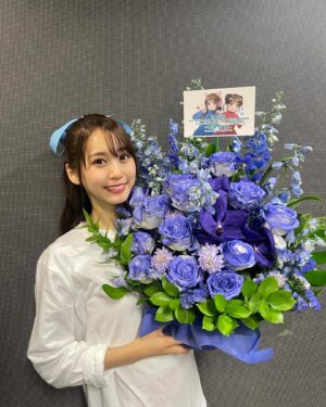 Yu Serizawa Instagram - ❤️

ちょっと前だけど
ツアー北海道のお写真🐶🌹

最近の推し様の髪型が可愛すぎたから真似っこしてもらった〜😌

お花もたくさんありがとう！
週末はついにファイナルです！！

MOTSUさんも来てくれるよ！！
絶対アチアチだよ！！

🥊最終決戦🥊

12月24日(日)
開場13:15/開演14:00 
開場17:15/開演18:00
ZEPP DiverCity(TOKYO)

覚悟しろ🫰

#愛のある攻撃でボコボコにしてあけるよ