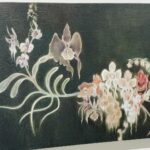 Yu Han Lien Instagram - 手作和藝廊看展的好夥伴Elisa 從金工手作體驗課展開緣份 每年都互相拋接對方可能會有興趣體驗的課程 和展覽 然後帶著好奇心前往 有時候我覺得朋友有各種不同領域與風格 有些朋友適合一起旅行 但不適合一起做靜態的手作課 有些朋友適合一起逛市集 但不適合一起去爬山 有些朋友喜歡與你獨處 不適合太多人的群聚 能在相聚時找到最適合交流的部分 讓彼此最自在的相約 才是最舒服的啊 那天去看了展覽 沈浸在藝術家Lupa美好的作品中 一起不約而同的拿起製作精美的作品集 各自帶了一本回家收藏 在展覽中看見一幅畫 友人說覺得跟我很像 哈哈哈 叫我去旁邊拍一張合照