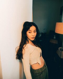 Yu Liang Instagram - 我還在喔……應該吧… @shunyangsphoto @waaaaanting