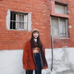 Yu Liang Instagram - 九年前買的相機 還堪用 咦 堪是這個字呀 越看越奇怪 自言自語 自給自足 自甘墮落 自得其樂 隨便打字了嗎 沒有影像