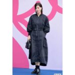 Yu Seon Instagram - 오랜만에 단장하고.. 원래 눈가에 흘러내린 머리 못 견디는데.. 오늘은 견뎌보았어요! 스타일을 위해~^^ 사진 감사합니다 ♡ #2024seoulfashionweek #DEMOO #PARKCHOONMOO