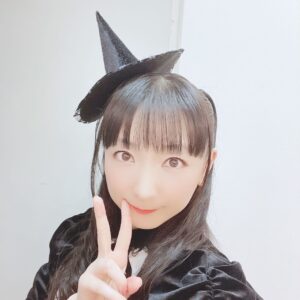 Yui Horie Instagram - .
今日は「黒ネコ集会 Vol.21 ～Party of Halloween～」でした♪

遊びに来て下さった皆様、配信などで見て下さった皆様、見てはないけど企画に参加して下さった皆様、本当にありがとうございました♪
たくさんの方のおかげでとても楽しい会になりました♪
ありがとうございました♪