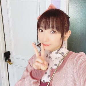 Yui Horie Instagram - .

たくさんのお祝いメッセージありがとうございます！

17才になりました♪
今年も17才として頑張ります！

バーイベも頑張ります！
楽しい集会になりますように☆