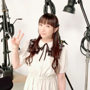 Yui Horie Instagram - .

夏休み記念その2♪

去年取材して頂いた時の写真です！
背景がものすごくスタジオっぽい（笑）