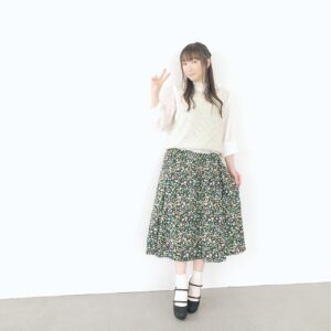 Yui Horie Instagram - .

夏休み記念その4♪

ニュータイプ連載撮影の時の写真です♪

高めの靴で身長盛ってます！