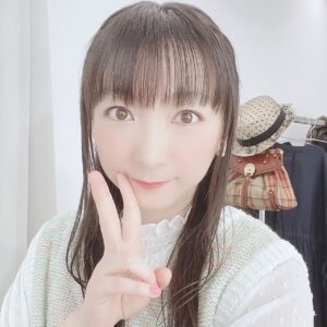 Yui Horie Instagram - .
夏休み記念その3♪

ご時世がら、現場に早く着き過ぎてもなんか悪いし、遅れたらダメだし…
難しいです（笑）