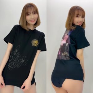 Yui Tatsumi Instagram - 昨日は、ラムタラメディアワールドAKIBAさんで、
辰巳ゆい15周年記念イベントを開催させていただきました♪

来てくれた皆さん！
ありがとうございましたーー🥰
初めましての方が多くて驚きました🤣

グッズもみなさん購入してくれて嬉しかったよー♪

かわいい2人もセレモニーに来てくれて感激😭
登場の仕方が可愛すぎて震えました❤️
癒された❤️
みぃななからも、メッセージ動画送ってもらっちゃって✨　
嬉しいイベントでした♪

ふじさんのMCの安心感☺️
↑とりあえず、変な事しても言っても、どーにかしてくれると思ってますw

みんな気付けば長いお付き合いですねー♪

DVDの販売がないのにも関わらず、イベント開催してくれたり、会いに来てくれたり、本当に感謝です😭
ありがとうございました😊
これからも、よろしくお願いいたします😆

#アリスJAPAN　#15周年イベント