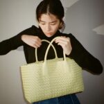 Yui Sakuma Instagram – 😋✌️
@newbottega ✖︎ @fashionsnapcom 

Photography: Keita Goto（W）
Styling: Sumire Hayakawa（KiKi inc.）
Makeup: Suzuki
Hair: Nori Takabayashi（YARD）
Text: Fuyuko Tsuji（FASHIONSNAP）
Edit: Chiemi Kominato（FASHIONSNAP）
Realizaiton: Mizuki Okuhata（FASHIONSNAP）
Creative Direction: Mina Jokoji（FASHIONSNAP）
