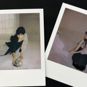 Yui Sakuma Instagram - @voguegirljapan 🦋🦋
思い出いっぱい。
もうほんとに楽しかったなぁ。
大好きなスタッフさんと大好きな本に囲まれて、
花の香りと愛が溢れたとっても優しい時間を過ごさせてもらいました。
原稿を手渡しに行ったり、
夜中に電話で打ち合わせしたり、
連載を飛び出して新しい出会いに繋がったり。

vol.11では、私の愛が重めな一冊と、
色々な想いをお話ししました。
公開中です。届いたらいいな🦋💠

p.s.うまく言葉にできない私の想いを
いつも丁寧に汲み取ってくださる
編集の米倉さんに、感謝です。

.