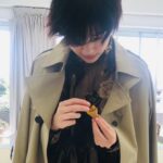 Yui Sakuma Instagram – @voguegirljapan 🦋🦋
思い出いっぱい。
もうほんとに楽しかったなぁ。
大好きなスタッフさんと大好きな本に囲まれて、
花の香りと愛が溢れたとっても優しい時間を過ごさせてもらいました。
原稿を手渡しに行ったり、
夜中に電話で打ち合わせしたり、
連載を飛び出して新しい出会いに繋がったり。

vol.11では、私の愛が重めな一冊と、
色々な想いをお話ししました。
公開中です。届いたらいいな🦋💠

p.s.うまく言葉にできない私の想いを
いつも丁寧に汲み取ってくださる
編集の米倉さんに、感謝です。

.