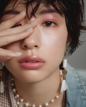 Yui Sakuma Instagram - 🌸 @vocemagazine 🌸