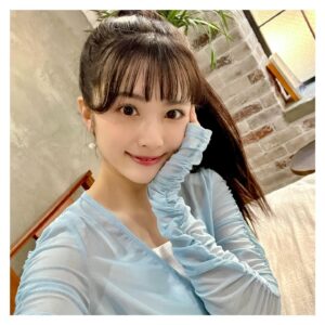 Yuina Instagram - ❤︎ Happy...
⁡
｡ ☆ﾟ ｡★｡ ﾟ☆ﾟ ｡★｡ ﾟ☆ﾟ ｡★｡ ﾟ☆ﾟ ｡ ﾟ
⁡
なんとカレンダー追加生産分も完売(⊙⊙)⁉︎
⁡
いやぁ！！！本当に…嬉しすぎです…！！！！
皆さんのおかげです…ありがとうございます😭✨
⁡
わぁぁぁ早く皆さんにお会いしたいっっ！！！💞
⁡
まだ投稿してない衣装のオフショを🩵
ハイポニー&ミニスカで爽やかな1着🌻☀️
⁡
グッズはまだ間に合います！本日（3/3）23:59まで！
完全受注生産なのでぜひチェックしてくださいね🥳
⁡
今日も1日おつカレンダー！！！！！✨
⁡
｡ ☆ﾟ ｡★｡ ﾟ☆ﾟ ｡★｡ ﾟ☆ﾟ ｡★｡ ﾟ☆ﾟ ｡ ﾟ
⁡
#カレンダー #お渡し会 #イベント #東京 #大阪
#ポニテ #夏 #すべり台 #公園 #ミニスカ #衣装
#結那 #japanesegirl #fashion #ファッション