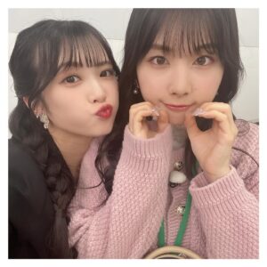 Yuina Instagram - ❤︎ オニフェッショナル…
⁡
｡ ☆ﾟ ｡★｡ ﾟ☆ﾟ ｡★｡ ﾟ☆ﾟ ｡★｡ ﾟ☆ﾟ ｡ ﾟ
⁡
“I'm a genius”な新入社員です。
どうぞ宜しくお願い致します。
⁡
Oh....sorry.. Nice to meet you :)
⁡
はい！！！！本日4月1日！皆さん！
エイプリルフール楽しんでいただけましたか？🌸
⁡
“できる”新入社員というわけで…！！
早速、先輩社員の皆さんとのお写真！撮影済みです😬✨
⁡
帰国子女。カッコ良すぎる。憧れ。羨ましいです。笑
⁡
｡ ☆ﾟ ｡★｡ ﾟ☆ﾟ ｡★｡ ﾟ☆ﾟ ｡★｡ ﾟ☆ﾟ ｡ ﾟ
⁡
#オニフェッショナル #lovelive #Liella #新入社員 
#エイプリルフール #帰国子女 #結那 #japanesegirl