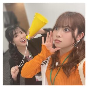 Yuina Instagram - ❤︎ オニフェッショナル…
⁡
｡ ☆ﾟ ｡★｡ ﾟ☆ﾟ ｡★｡ ﾟ☆ﾟ ｡★｡ ﾟ☆ﾟ ｡ ﾟ
⁡
“I'm a genius”な新入社員です。
どうぞ宜しくお願い致します。
⁡
Oh....sorry.. Nice to meet you :)
⁡
はい！！！！本日4月1日！皆さん！
エイプリルフール楽しんでいただけましたか？🌸
⁡
“できる”新入社員というわけで…！！
早速、先輩社員の皆さんとのお写真！撮影済みです😬✨
⁡
帰国子女。カッコ良すぎる。憧れ。羨ましいです。笑
⁡
｡ ☆ﾟ ｡★｡ ﾟ☆ﾟ ｡★｡ ﾟ☆ﾟ ｡★｡ ﾟ☆ﾟ ｡ ﾟ
⁡
#オニフェッショナル #lovelive #Liella #新入社員 
#エイプリルフール #帰国子女 #結那 #japanesegirl