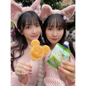 Yuina Instagram - 🏰🎀🩷

ディズニー行ってきたよーーー🩵
朝から晩まで楽しかった！さくと双子コーデ🫶

（1枚目隠れミッキーを探せ👀🔍）

#ディズニー #ディズニーシー #双子コーデ #カチューチャ
#リーナベル #ディズニーコーデ #Disney #world #sea