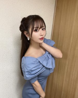 Yuka Iguchi Instagram - 🩵🩵🩵
写真集「MORE MORE MORE」
今日は重版記念イベントでした！
星野書店さんに会いにきてくださって
本当に本当にありがとうございました♡

重版おめでとう㊗️📚🎊
重版ありがとう📚💐👏✨

ここでいったん一区切り…と思いきや！

#井口裕香モアモアモア プロジェクト！
じつは、
#井口裕香まだまだまだ
#井口裕香いろいろいろ

続いていきます〜〜〜やった〜〜〜〜〜🥳❣️

６月は“あの”雑誌にも登場させていただきます🥹
す、す、すごい！う、う、うれしいっ！！！！✨

2024年たのしいことうれしいことはじめてのこと
ﾊｯﾋﾟｰﾊｯﾋﾟｰﾊｯﾋﾟｰ盛りだくさんな１年にしよう🌴🌞✨