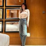 Yuka Ogura Instagram – チャックが空いてたかもしれないけど空いてなかったかもしれない…

tops #tomford 
pants #celine 
shoes #fendi 
bag #therow 

#小倉ゆうか
#ootd