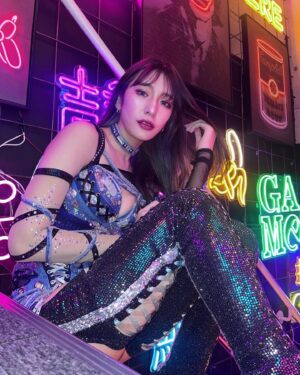 Yuki Kamifuku Instagram - -
Confidence is the best accessories and supplements
and boys are just my second best accessories🫢💋
#脚ミラーボール #🪩