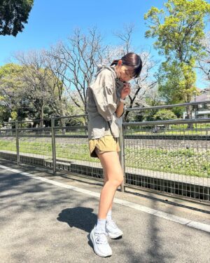 Yuki Mihara Instagram - ランニング日和、撮影日和、お花見日和、ペンペン草日和🌱🌸
欲しかったG-SHOCKのランニングウォッチをゲットしてしまいました
