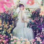 Yuki Kashiwagi Instagram - ✎𓂃 私が参加する最後のAKB48のシングル💿 【カラコンウインク】 ジャケット写真が公開されました☺️💐 念願の初！単独センター！！ THEアイドル、これぞAKB48！といえるような 素敵な曲を最後に歌うことができて本当に幸せです🫧 AKBの公式YouTubeチャンネルにて MVも公開されてますのでぜひご覧ください💐 #AKB48 #カラコンウインク